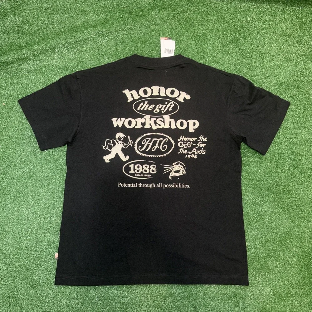 Honor The Gift Men's Small Black Graphic T-Shirt Short Sleeve Streetwear NWT